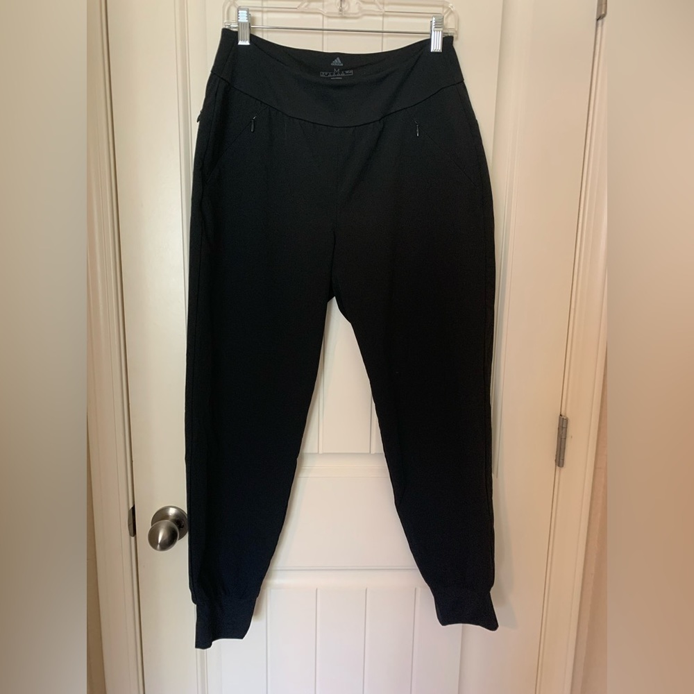 Adidas Women’s Stretch Woven Golf Joggers